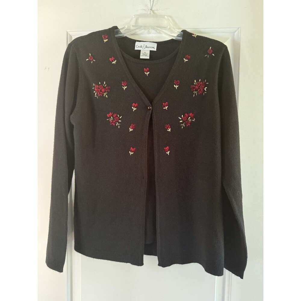Croft Barrow Cardigan Sweater Set Women’s Size Medium Embroidered Roses Floral‎